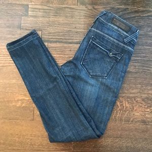 NWOT Vigoss blue jeans